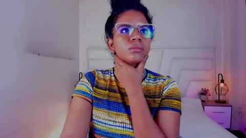  Ellie   online show from 28, 2, 2025