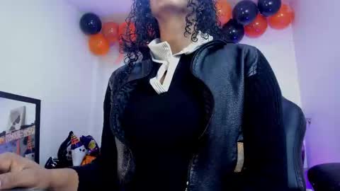  Ellie   online show from 3, 11, 2025