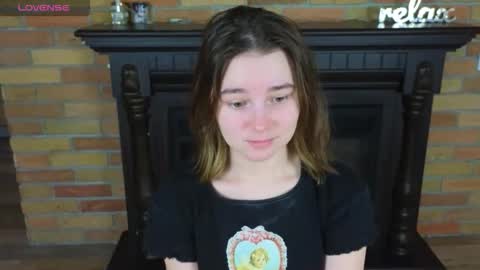 Snapshot of ellie_babyy chatting on 19, 3, 2026 Ellie online show from 19, 3, 2026