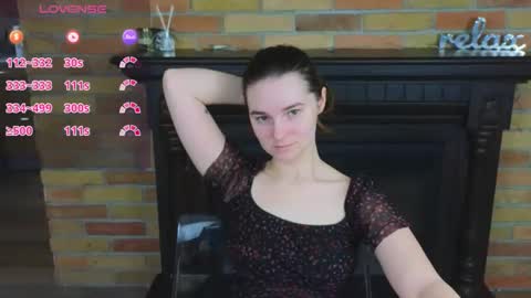 Snapshot of ellie_babyy chatting on 18, 4, 2026 Ellie online show from 18, 4, 2026