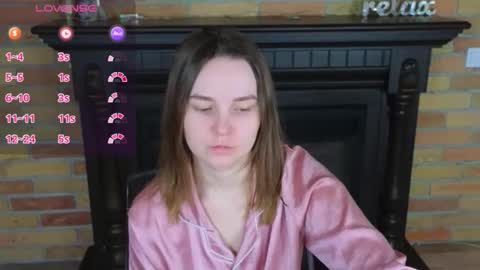 Snapshot of ellie_babyy chatting on 29, 4, 2026 Ellie online show from 29, 4, 2026