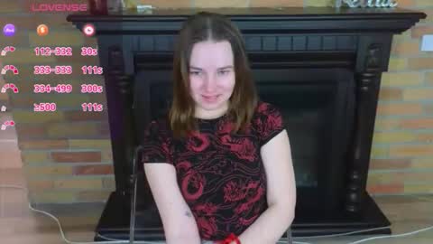Snapshot of ellie_babyy chatting on 3, 5, 2026 Ellie online show from 3, 5, 2026