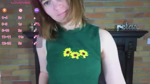Snapshot of ellie_babyy chatting on 19, 5, 2026 Ellie online show from 19, 5, 2026