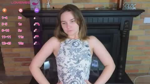 Snapshot of ellie_babyy chatting on 9, 7, 2026 Ellie online show from 9, 7, 2026