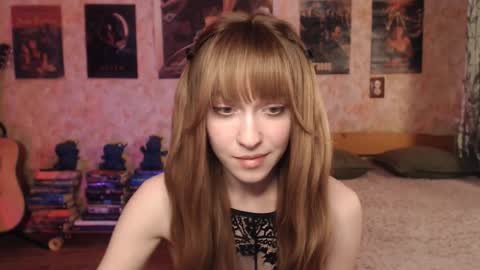 ellie_friendly online show from 7, 3, 2026