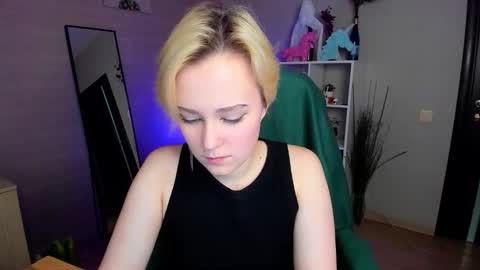 Ellie online show from 14, 12, 2025