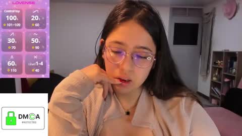 Ellie online show from 28, 2, 2025