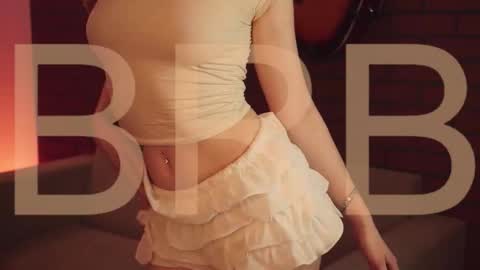 Snapshot of elliecutes chatting on 3, 10, 2025 elliecutes online show from 3, 10, 2025