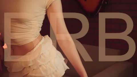 Snapshot of elliecutes chatting on 7, 10, 2025 elliecutes online show from 7, 10, 2025