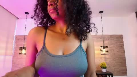 Snapshot of elliee_alves chatting on 26, 6, 2026 elliee_alves online show from 26, 6, 2026