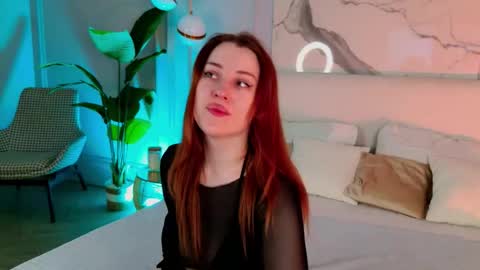 elliegarson__ online show from 4, 2, 2026