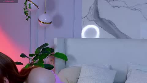 elliegarson__ online show from 15, 6, 2026