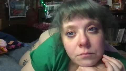 Ellie Louise online show from 6, 1, 2026