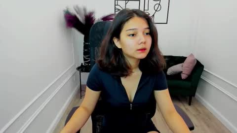 Snapshot of ellievensda chatting on 18, 9, 2025 ellievensda online show from 18, 9, 2025