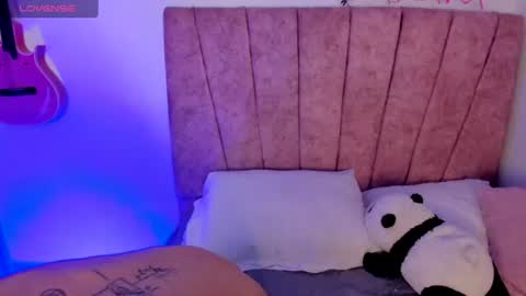 elliot_flame1 online show from 9, 8, 2026