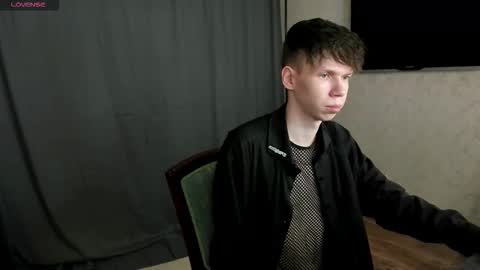 elliot_mars_ online show from 24, 10, 2025