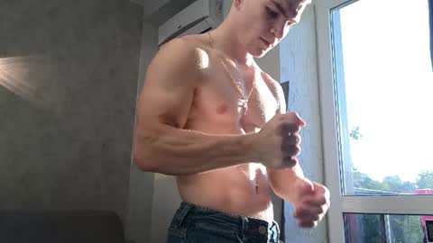 elliot_muscle04 online show from 18, 7, 2026