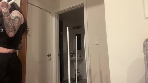 Elli X Raven online show from 17, 3, 2026