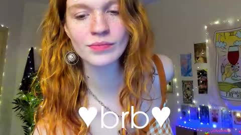 Snapshot of elly_milas chatting on 10, 2, 2026 Elly Fansly online show from 10, 2, 2026