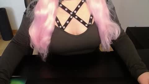 Elly online show from 16, 3, 2026