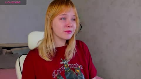 ellya_castro online show from 25, 11, 2025