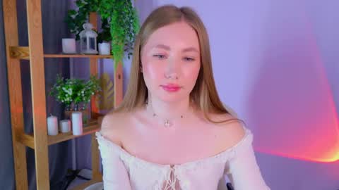  Elly  online show from 23, 5, 2026