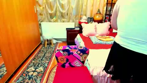 Snapshot of ellyhot53 chatting on 6, 3, 2026 ellyhot53 online show from 6, 3, 2026