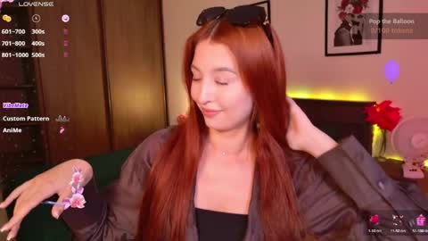 Snapshot of ellypeach chatting on 9, 6, 2026 EllyPeach online show from 9, 6, 2026