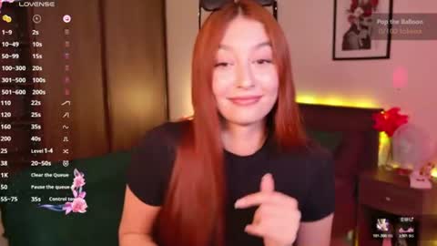 Snapshot of ellypeach chatting on 10, 6, 2026 EllyPeach online show from 10, 6, 2026