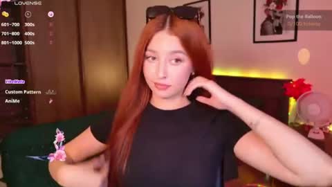 Snapshot of ellypeach chatting on 16, 6, 2026 EllyPeach online show from 16, 6, 2026