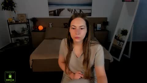 elma_lily online show from 17, 9, 2025