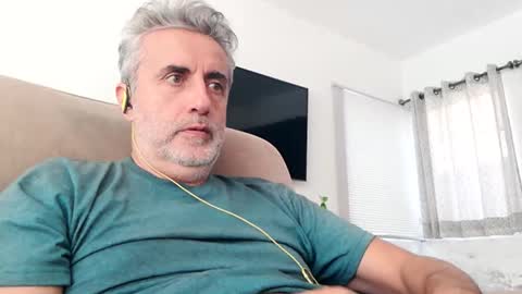 Snapshot of elmejorfvb2 chatting on 2, 2, 2025 fer online show from 2, 2, 2025