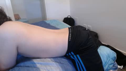 Snapshot of elmoro101 chatting on 11, 10, 2025 elmoro101 online show from 11, 10, 2025