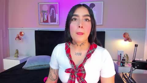 Elodie  online show from 10, 9, 2025