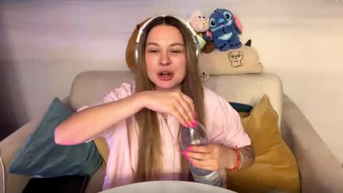 Snapshot of eloisehreha chatting on 31, 5, 2026 Elo online show from 31, 5, 2026