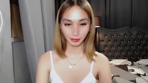 Snapshot of elora_charming chatting on 19, 2, 2025 elora_charming online show from 19, 2, 2025