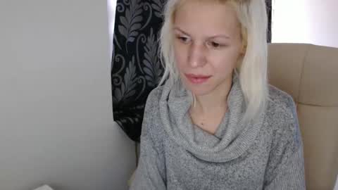 Snapshot of elssa_rush chatting on 8, 3, 2025 elssa_rush online show from 8, 3, 2025
