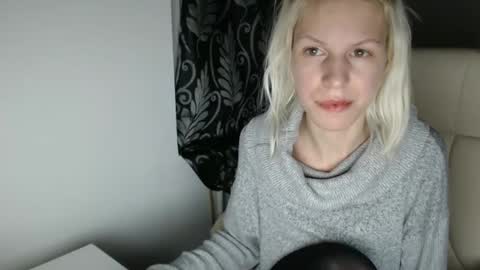 Snapshot of elssa_rush chatting on 9, 3, 2025 elssa_rush online show from 9, 3, 2025