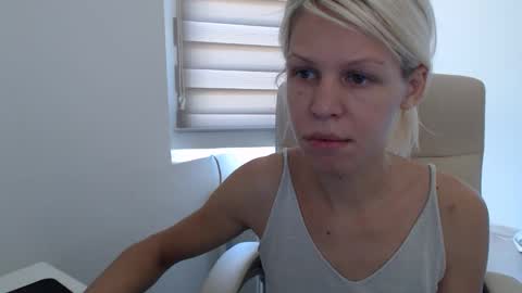 Snapshot of elssa_rush chatting on 21, 9, 2025 elssa_rush online show from 21, 9, 2025