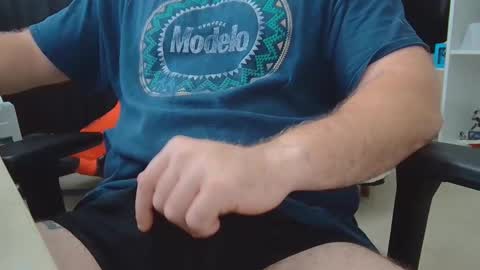 Snapshot of eltanke2206 chatting on 24, 9, 2025 alexgarg online show from 24, 9, 2025