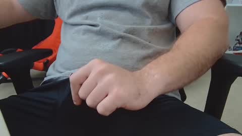 Snapshot of eltanke2206 chatting on 1, 10, 2025 alexgarg online show from 1, 10, 2025