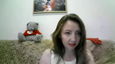 Snapshot of elvaarno chatting on 23, 10, 2025 ElvaArno online show from 23, 10, 2025