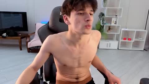 Elvano online show from 30, 9, 2025