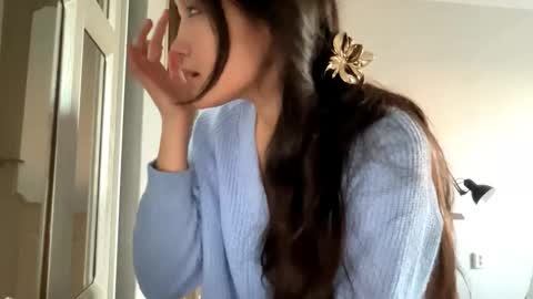 Snapshot of elverabessel chatting on 25, 9, 2025 Hiana online show from 25, 9, 2025