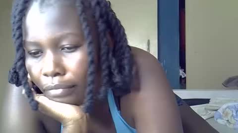 Snapshot of elvier_pretty chatting on 21, 10, 2025 flo online show from 21, 10, 2025