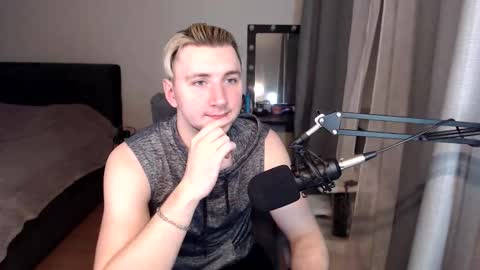 Elvin Vaenight online show from 9, 9, 2025