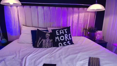 Ely online show from 22, 1, 2025