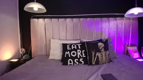 Ely online show from 4, 2, 2025