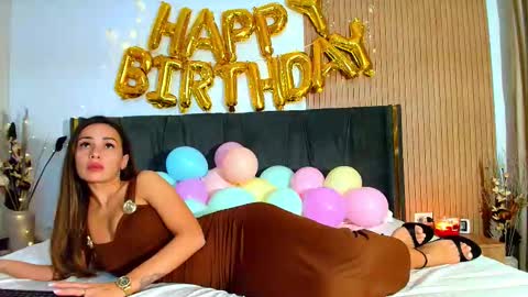 Snapshot of elys_dream chatting on 17, 11, 2025 elys_dream online show from 17, 11, 2025