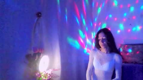 Elisa online show from 6, 10, 2025